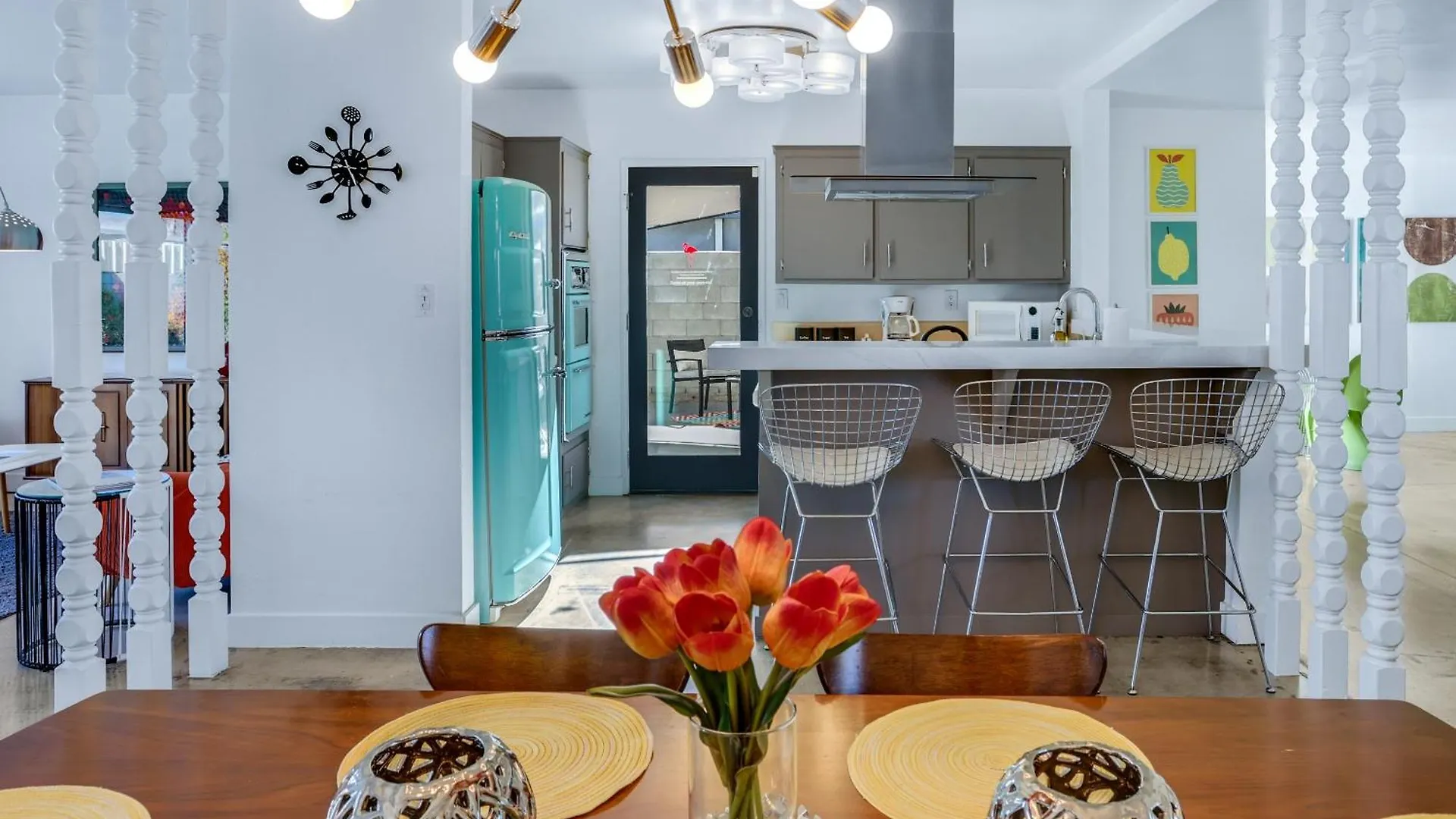Funky & Retro Vibes - A Ryson Property Palm Springs Tatil Evi